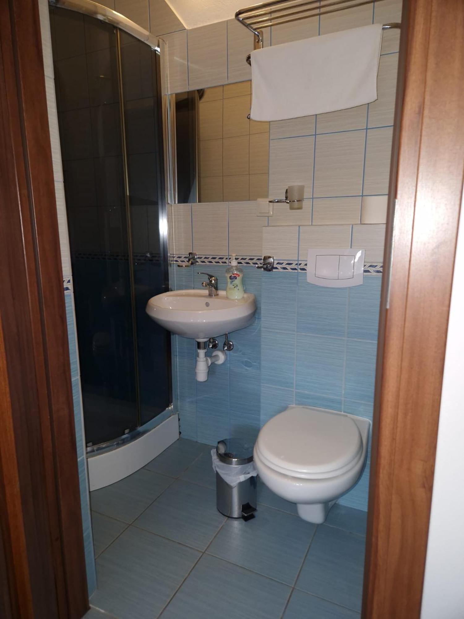 Gosciniec Ustrzycki Hotel Ustrzyki Dolne Buitenkant foto